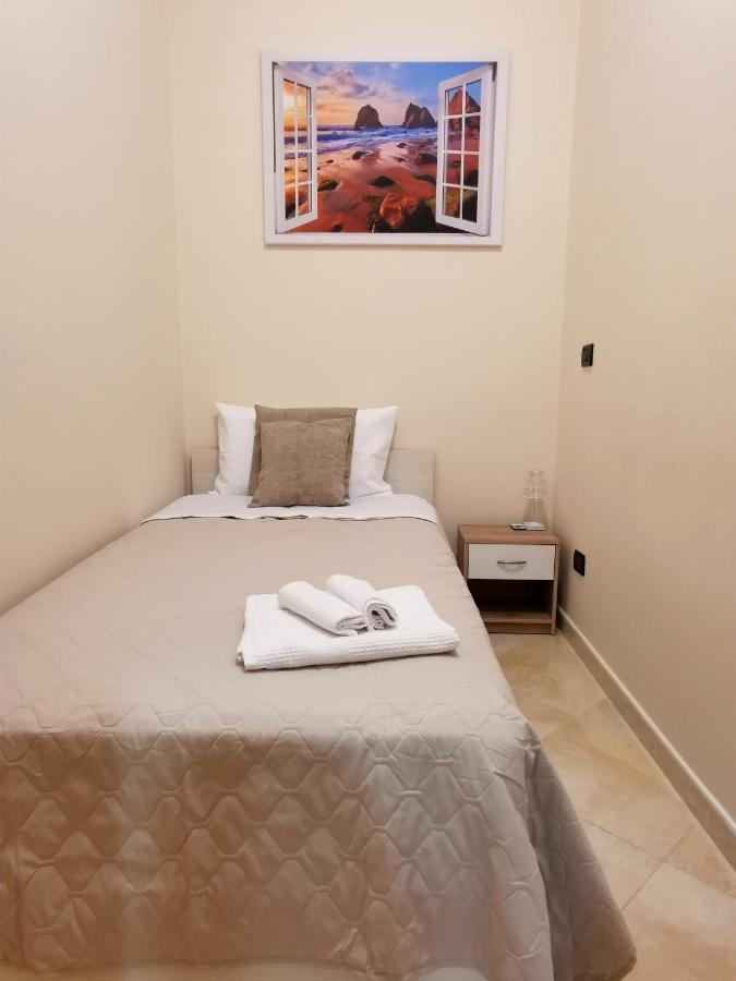 Loft Magna Grecia Reggio Calabria Centro Storico A 3 Minuti A Piedi Dal Mare Reggio di Calabria Exterior foto