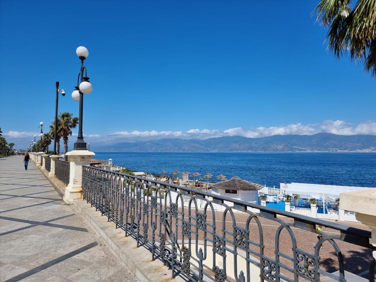 Loft Magna Grecia Reggio Calabria Centro Storico A 3 Minuti A Piedi Dal Mare Reggio di Calabria Exterior foto