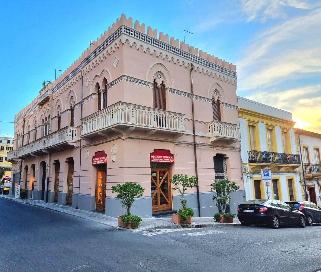 Loft Magna Grecia Reggio Calabria Centro Storico A 3 Minuti A Piedi Dal Mare Reggio di Calabria Exterior foto