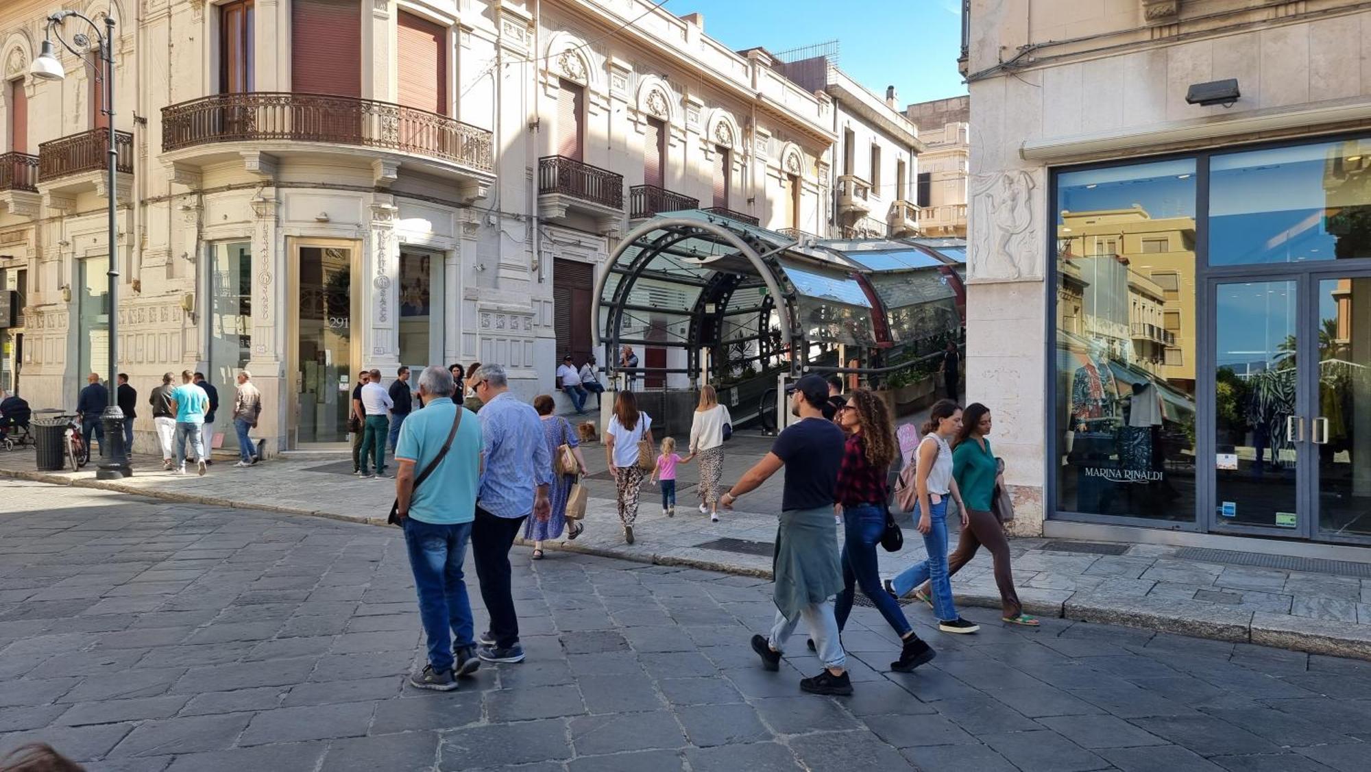 Loft Magna Grecia Reggio Calabria Centro Storico A 3 Minuti A Piedi Dal Mare Reggio di Calabria Exterior foto
